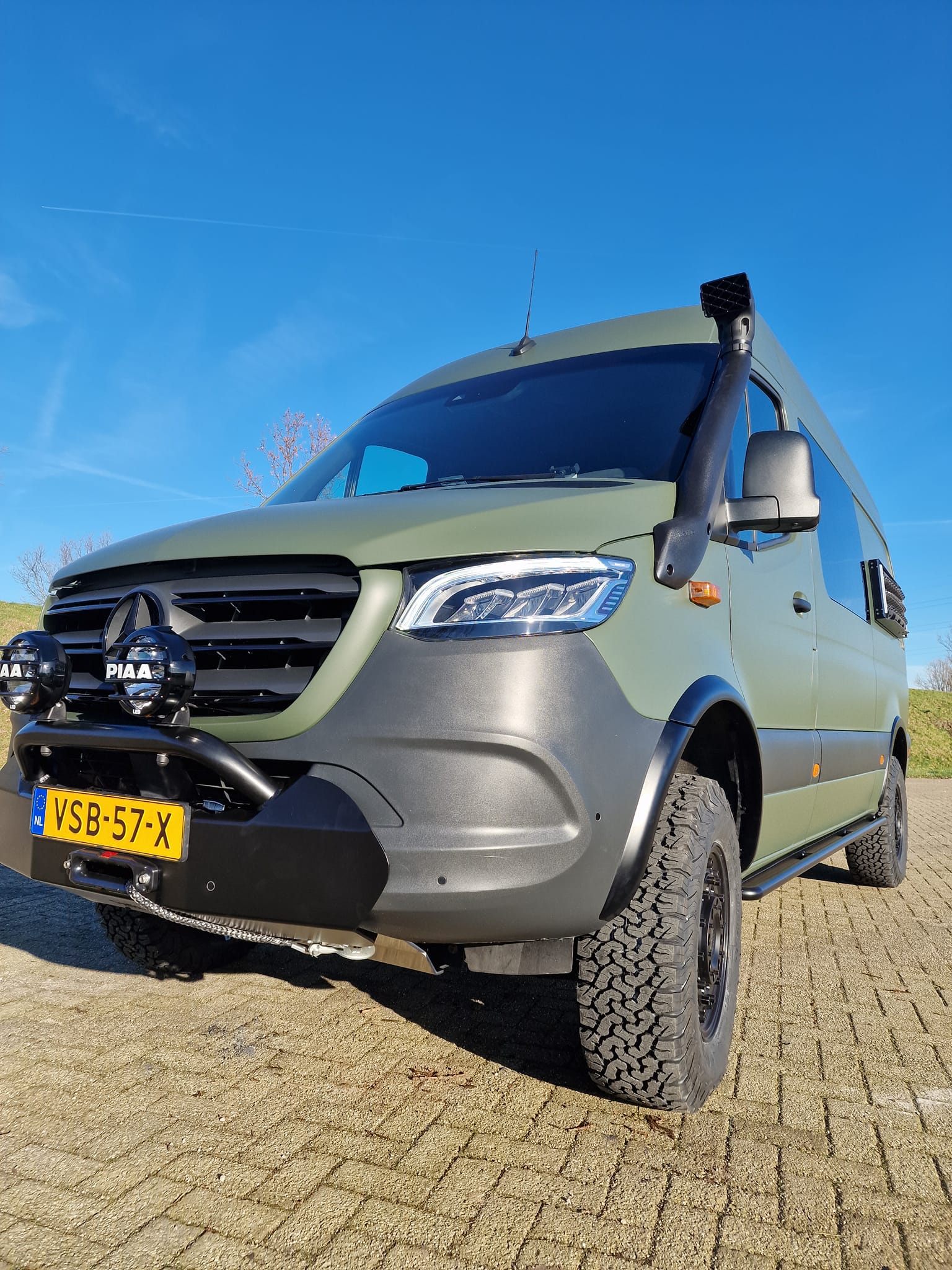 Saris 4×4 – Mercedes Sprinter 4×4 specialist – Snorkel Saris 4x4 - Mercedes Sprinter 4x4 specialist - Snorkel